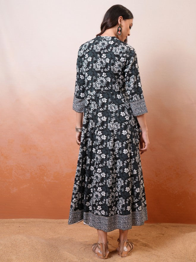 Vishudh women Black Printed Fit And Flare Dress - Black - Image 3