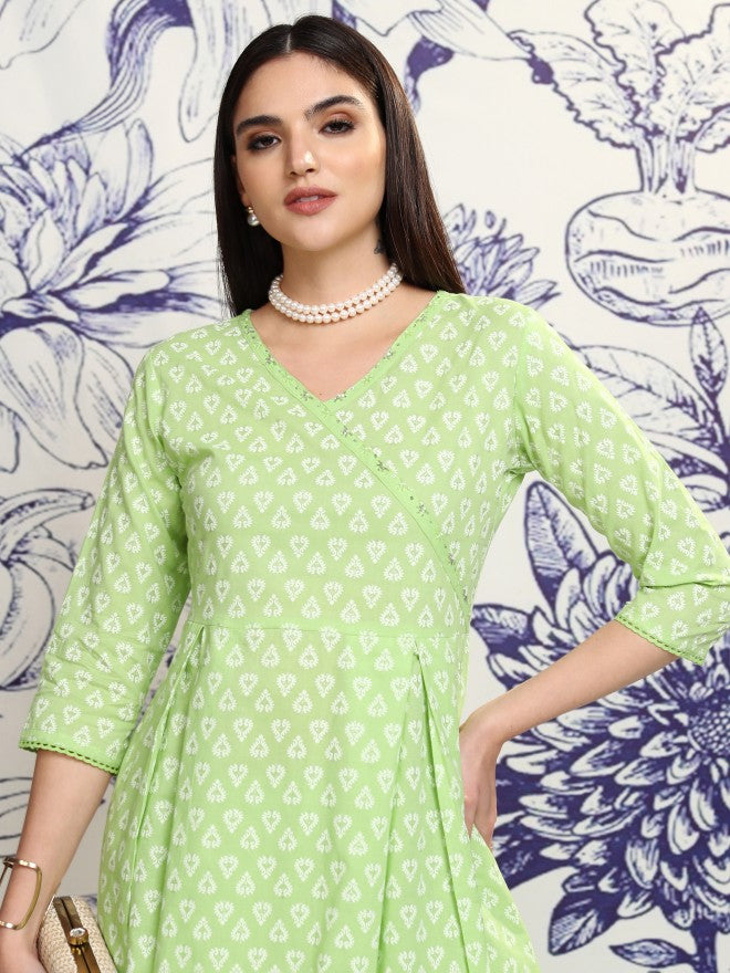 Vishudh Women Green Tunic With Trouser - Green - Image 2