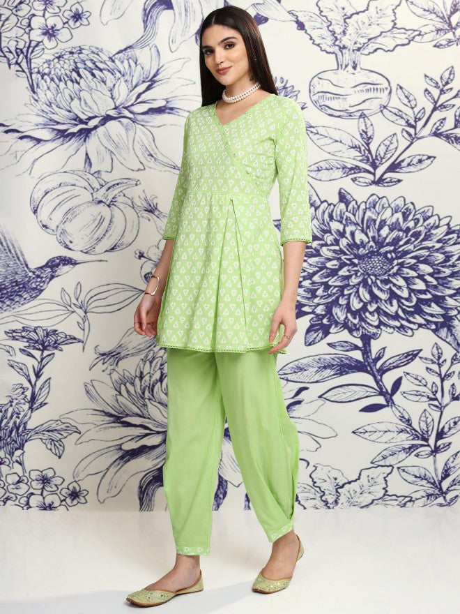 Vishudh Women Green Tunic With Trouser - Green - Image 4