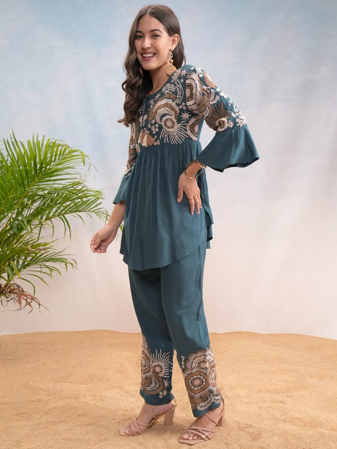 Vishudh Women Teal Top With Trouser - Teal - Image 4