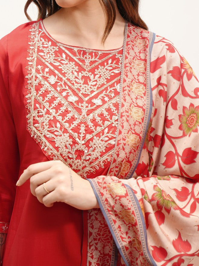 Vishudh Women Red Embroidered Kurta With Trouser And Dupatta - Red - Image 5