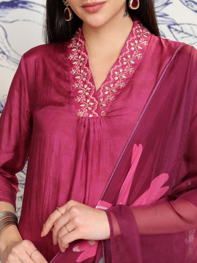 Vishudh Women Burgundy Printed Kurta With Trouser And Dupatta - Burgundy - Image 5