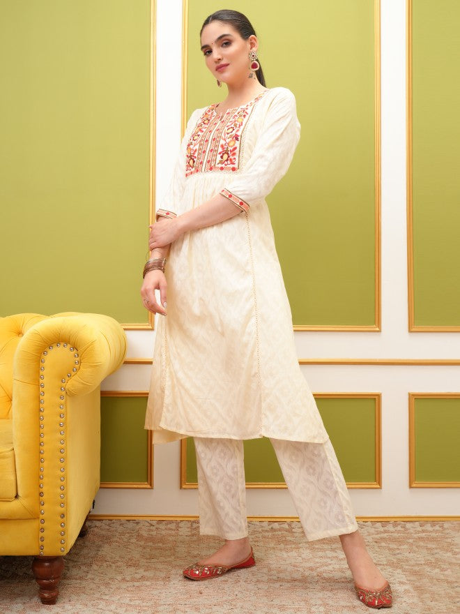 Vishudh Women Cream Embroidered Kurta With Trouser - Cream - Image 2