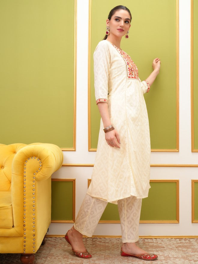 Vishudh Women Cream Embroidered Kurta With Trouser - Cream - Image 4