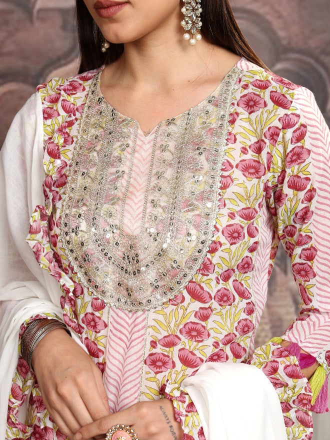 Vishudh Women Pink Embroidered Kurta With Trouser - Pink - Image 5