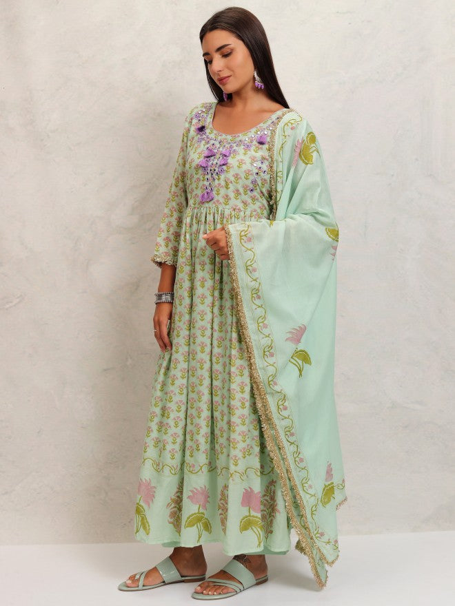 Vishudh Women Green Printed Kurta With Trouser And Dupatta - Green - Image 4