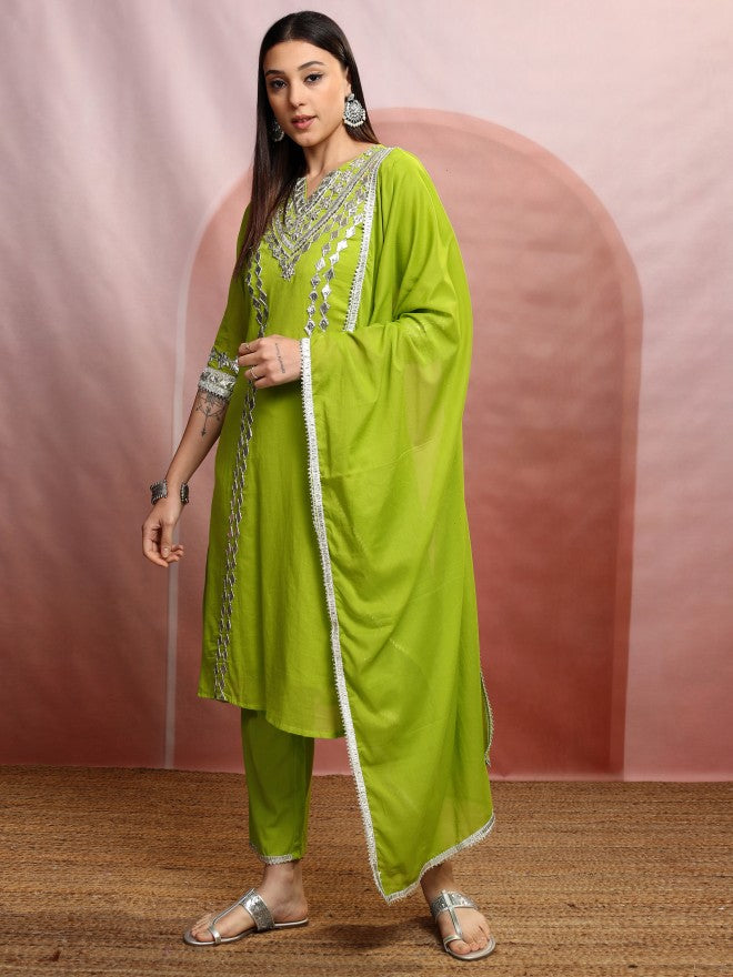 Vishudh Women Green Embroidered Kurta With Trouser And Dupatta - Green - Image 4
