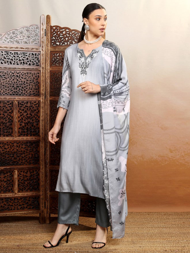 Vishudh Women Grey Embroidered Kurta With Trouser And Dupatta - Grey - Image 2