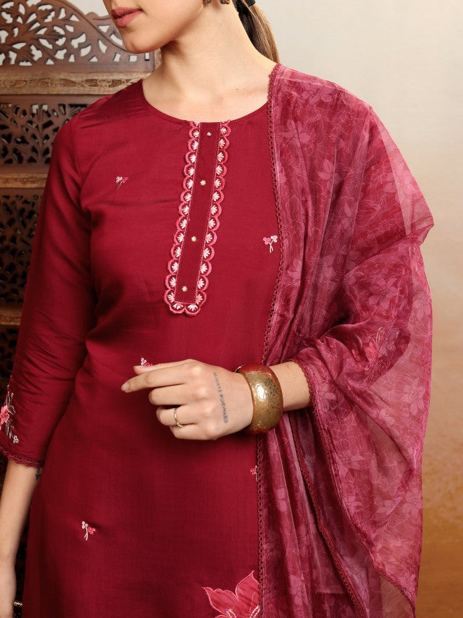 Vishudh Women Burgundy Embroidered Kurta With Trouser And Dupatta - Burgundy - Image 5