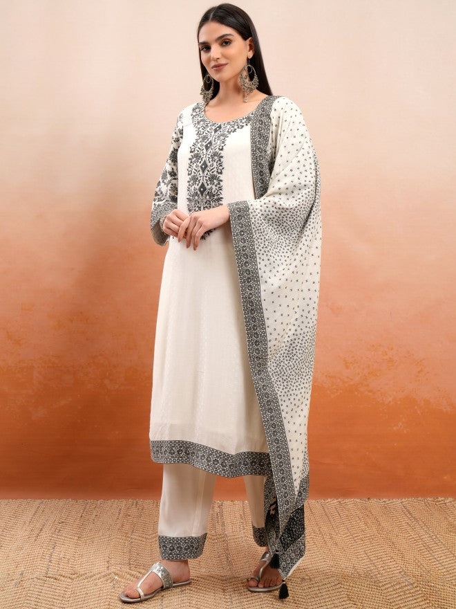 Vishudh Women Cream Embroidered Kurta With Trouser And Dupatta - Cream - Image 4