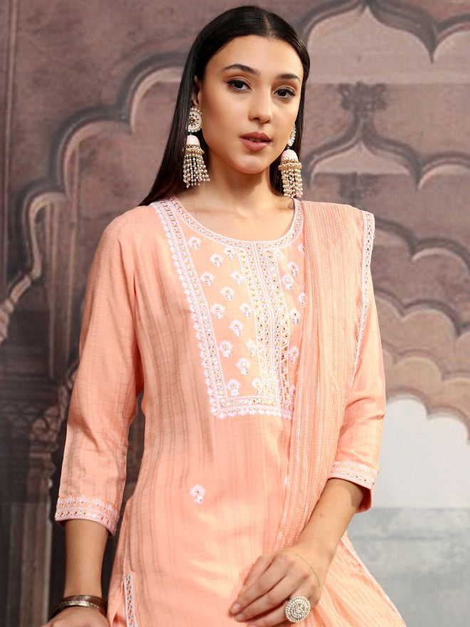 Vishudh Women Orange Embroidered Kurta With Trousers - Orange - Image 1