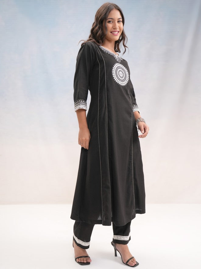 Vishudh Women Black Embroidered Kurta With Palazzo - Black - Image 6