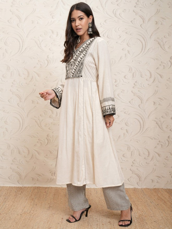 Vishudh Women Cream Embroidered Kurta With Palazzo - Cream - Image 4