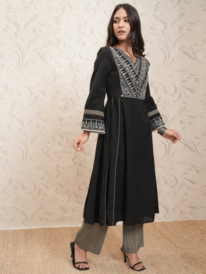 Vishudh Women Black Embroidered Kurta With Palazzo - Black - Image 6