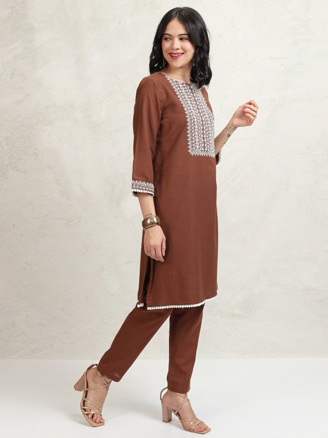 Vishudh Women Brown Embroidered Kurta With Trouser - Brown - Image 6