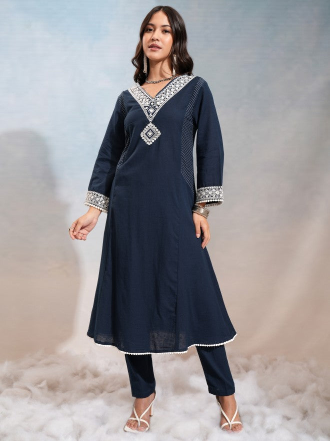 Vishudh Women Blue Embroidered Kurta With Trouser - Blue - Image 2