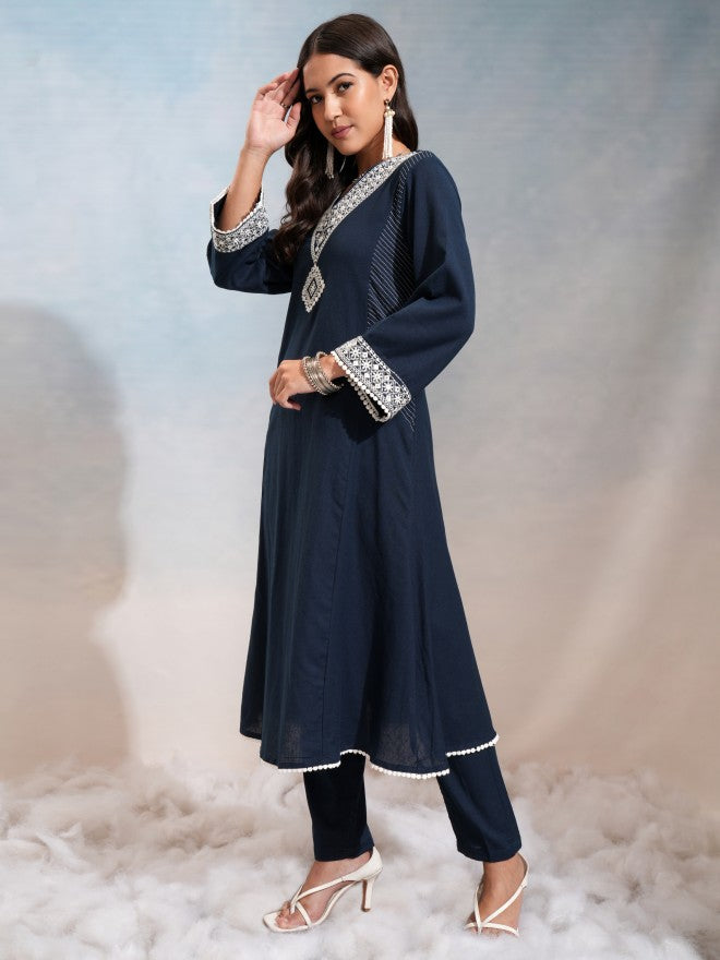 Vishudh Women Blue Embroidered Kurta With Trouser - Blue - Image 4