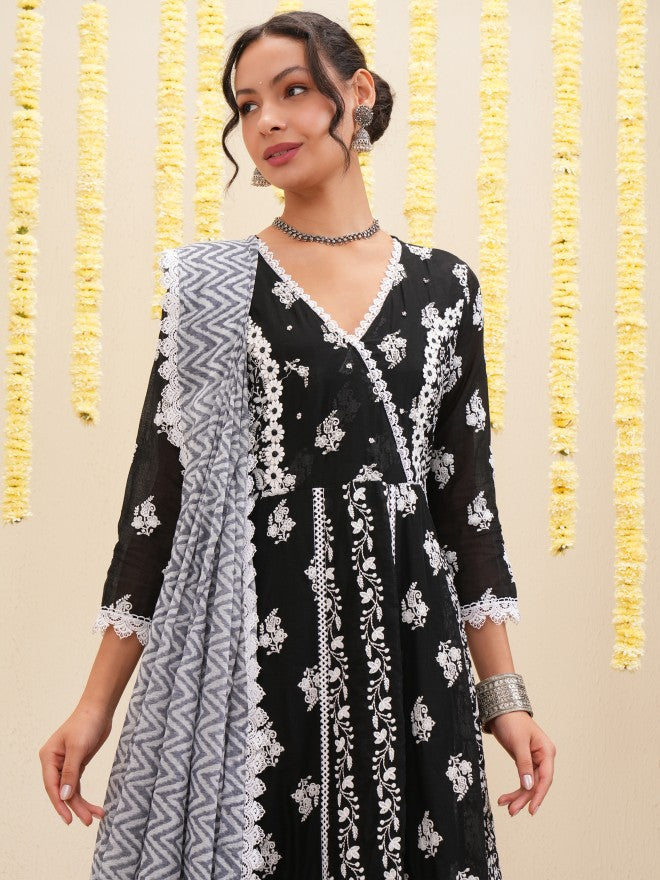 Vishudh Women Black Embroidered Kurta With Trouser And Dupatta - Black - Image 1