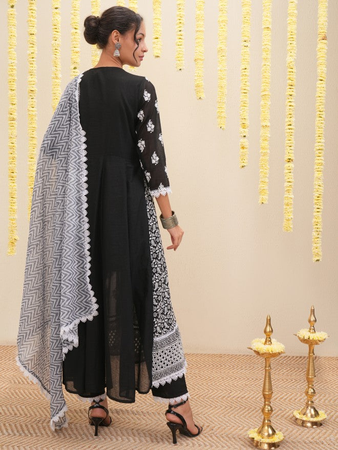 Vishudh Women Black Embroidered Kurta With Trouser And Dupatta - Black - Image 3
