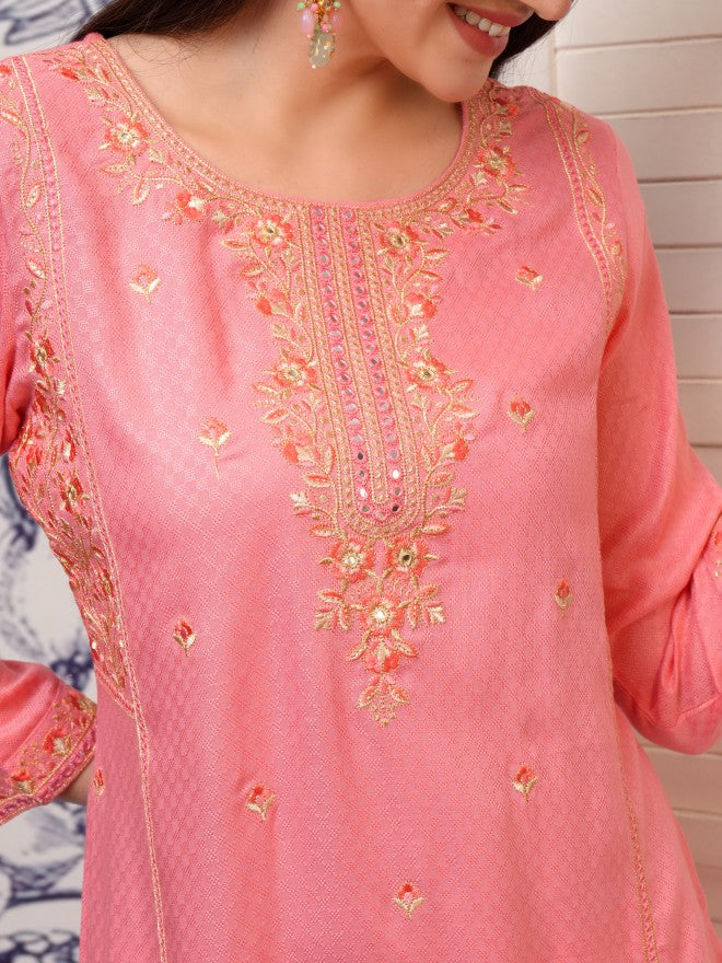 Vishudh Women Peach Embroidered Straight Kurta - Peach - Image 5