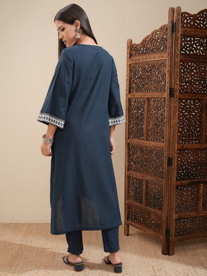 Vishudh Women Blue Embroidered Straight Kurta - Blue - Image 3