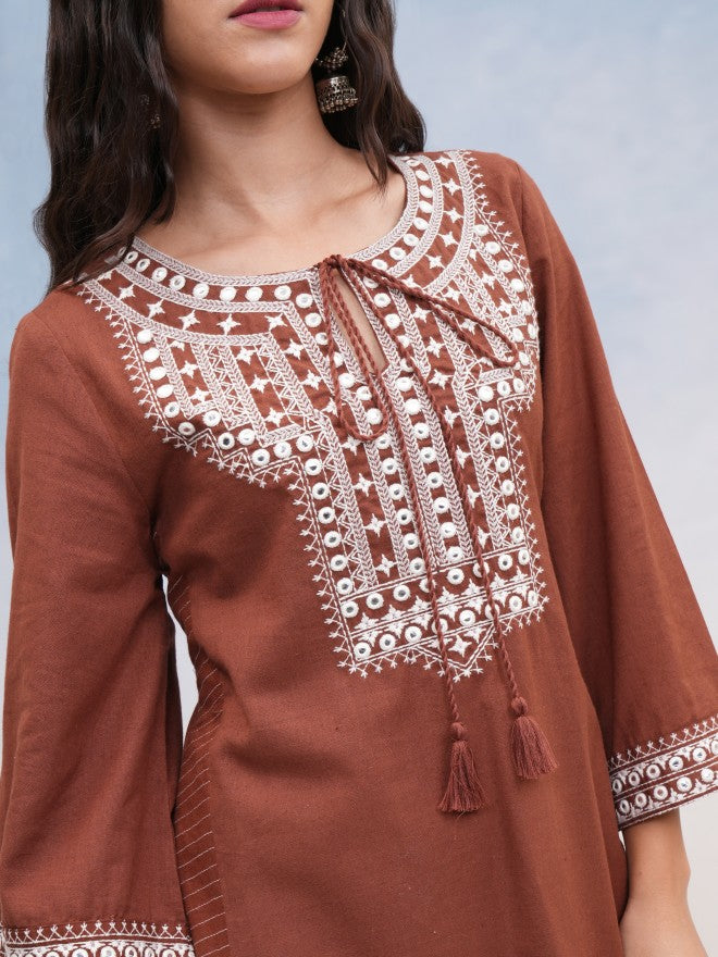 Vishudh Women Brown Embroidered A-Line Kurta - Brown - Image 5