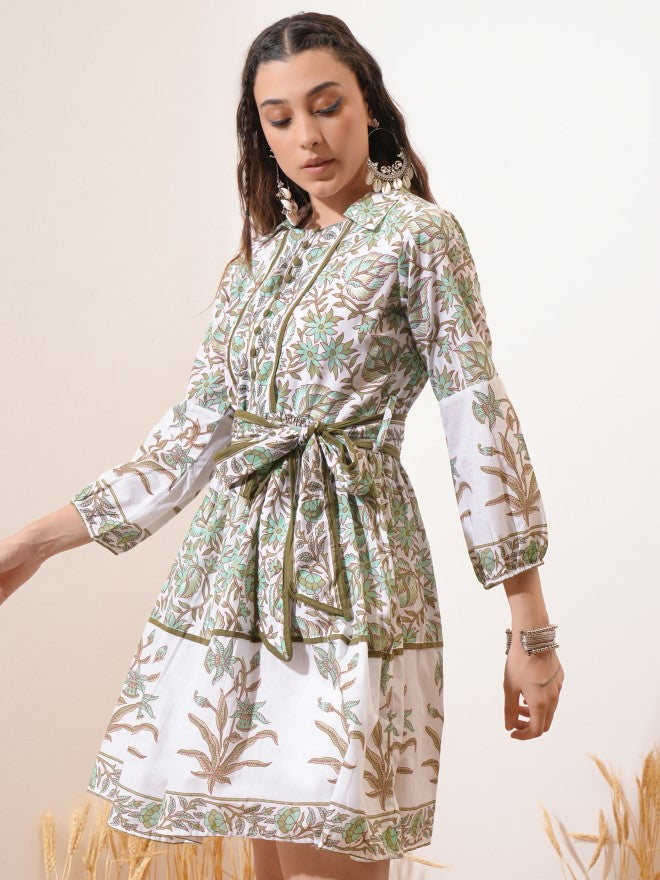 Vishudh Women Green Printed Fit And Flare Dress - Green - Image 4
