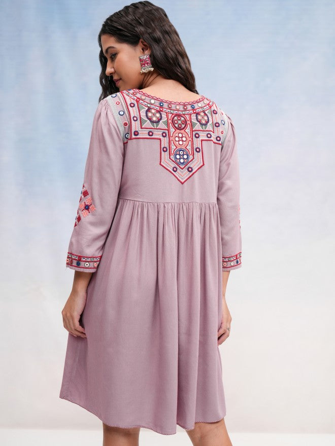 Vishudh women Mauve Embroidered A-Line Dress - Mauve - Image 3