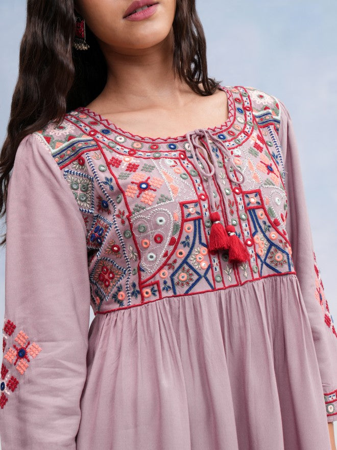 Vishudh women Mauve Embroidered A-Line Dress - Mauve - Image 5