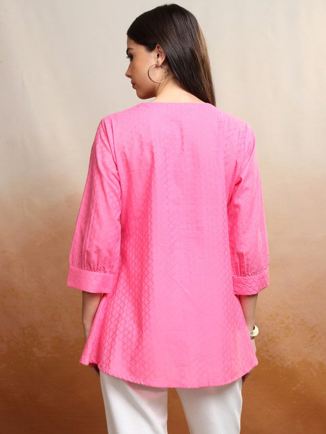 Vishudh Women Pink Self Design Top - Pink - Image 3