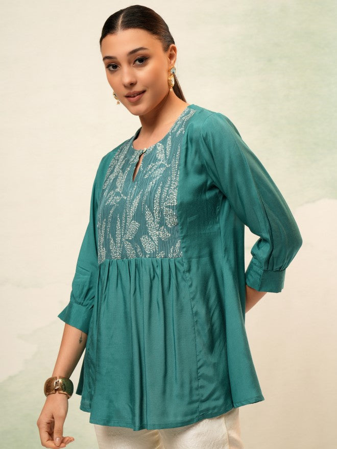 Vishudh Women Blue Self Design Top - Green - Image 4