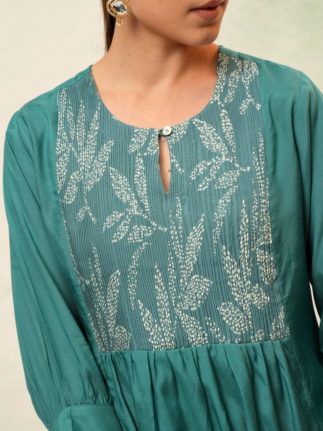 Vishudh Women Blue Self Design Top - Green - Image 5