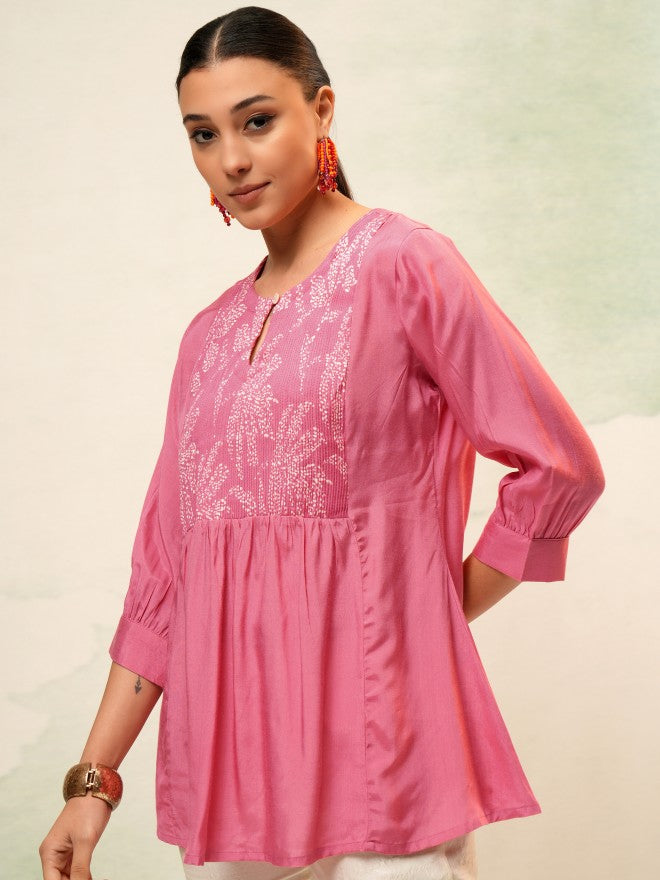 Vishudh Women Pink Self Design Top - Pink - Image 4
