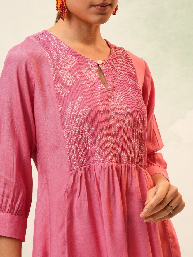 Vishudh Women Pink Self Design Top - Pink - Image 5