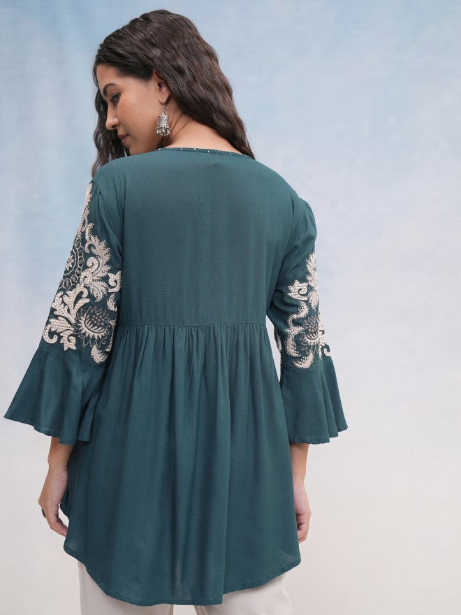 Vishudh Women Teal Embroidered Top - Teal - Image 3