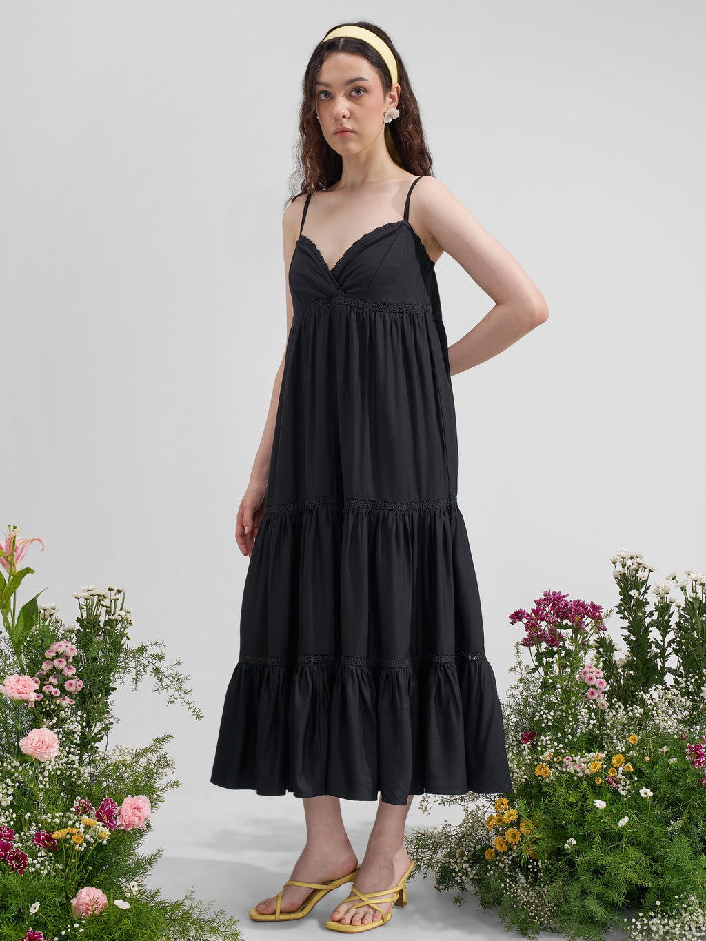 Vara By Vishudh Women Black Solid Maxi Dress