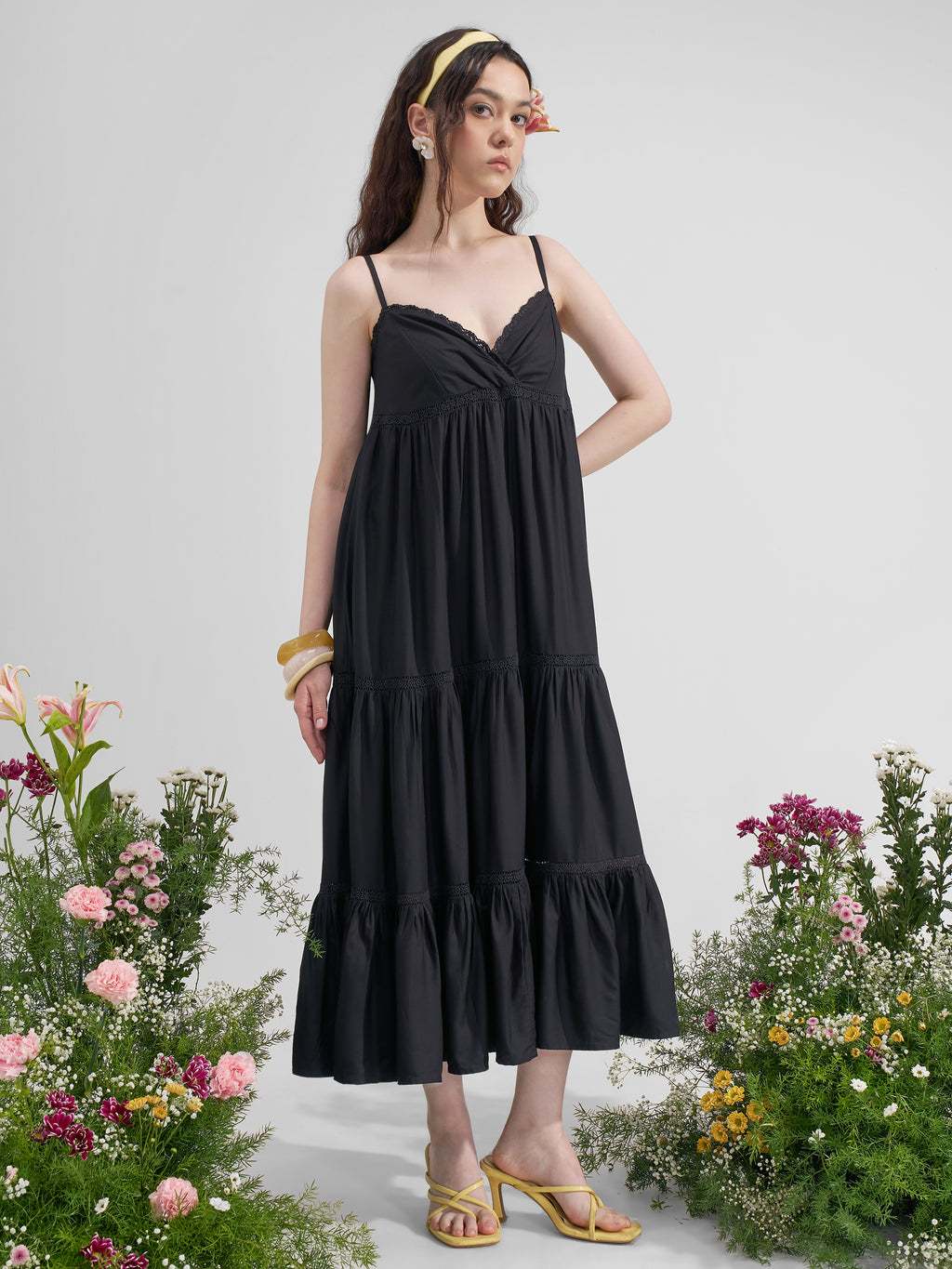 Vara By Vishudh Women Black Solid Maxi Dress