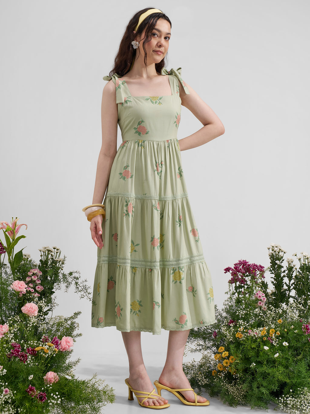 Vara By Vishudh Women Green Printed Maxi Dress