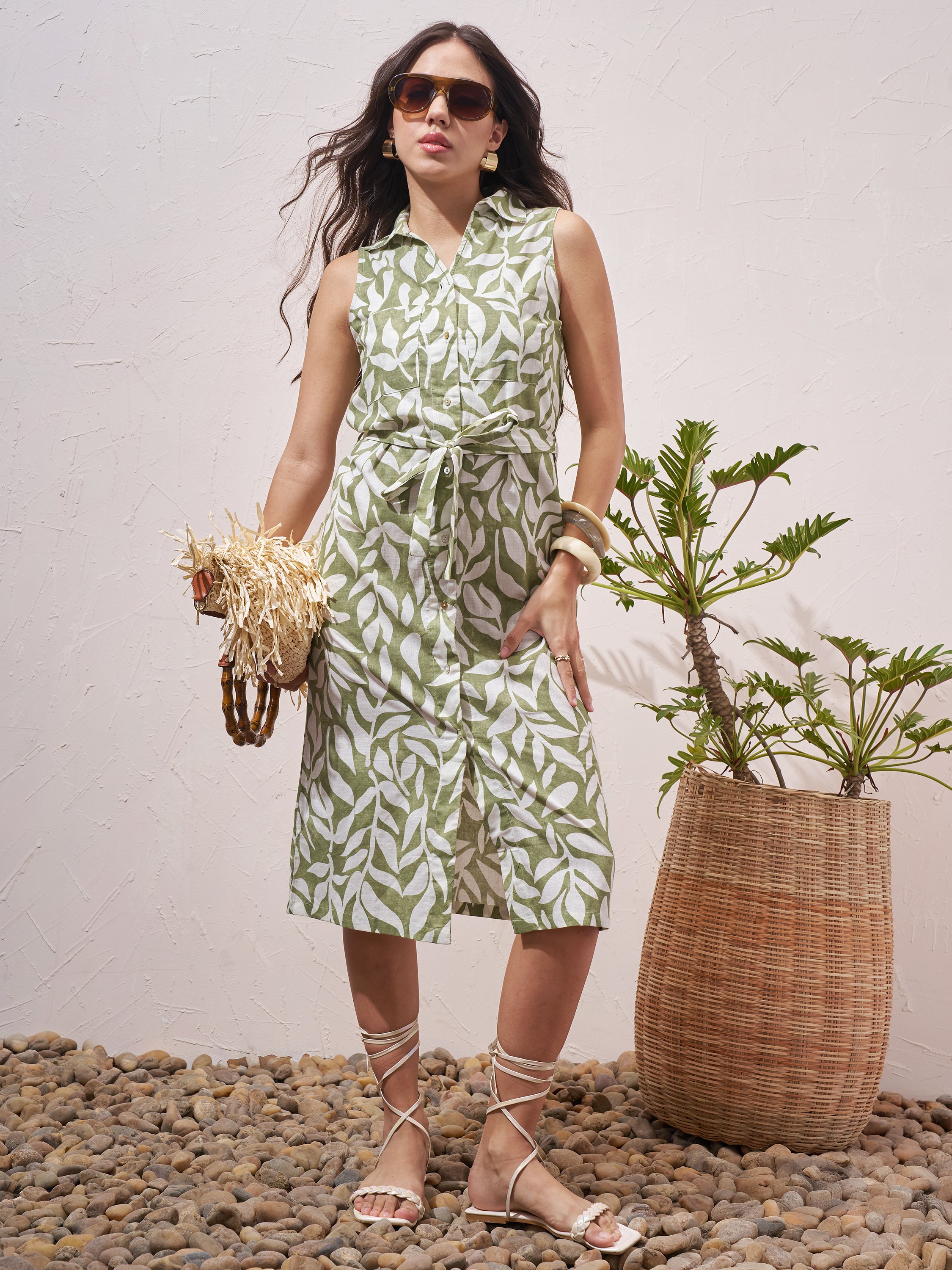 Vara By Vishudh Women Green Printed Sheath Dress - Green - Image 1
