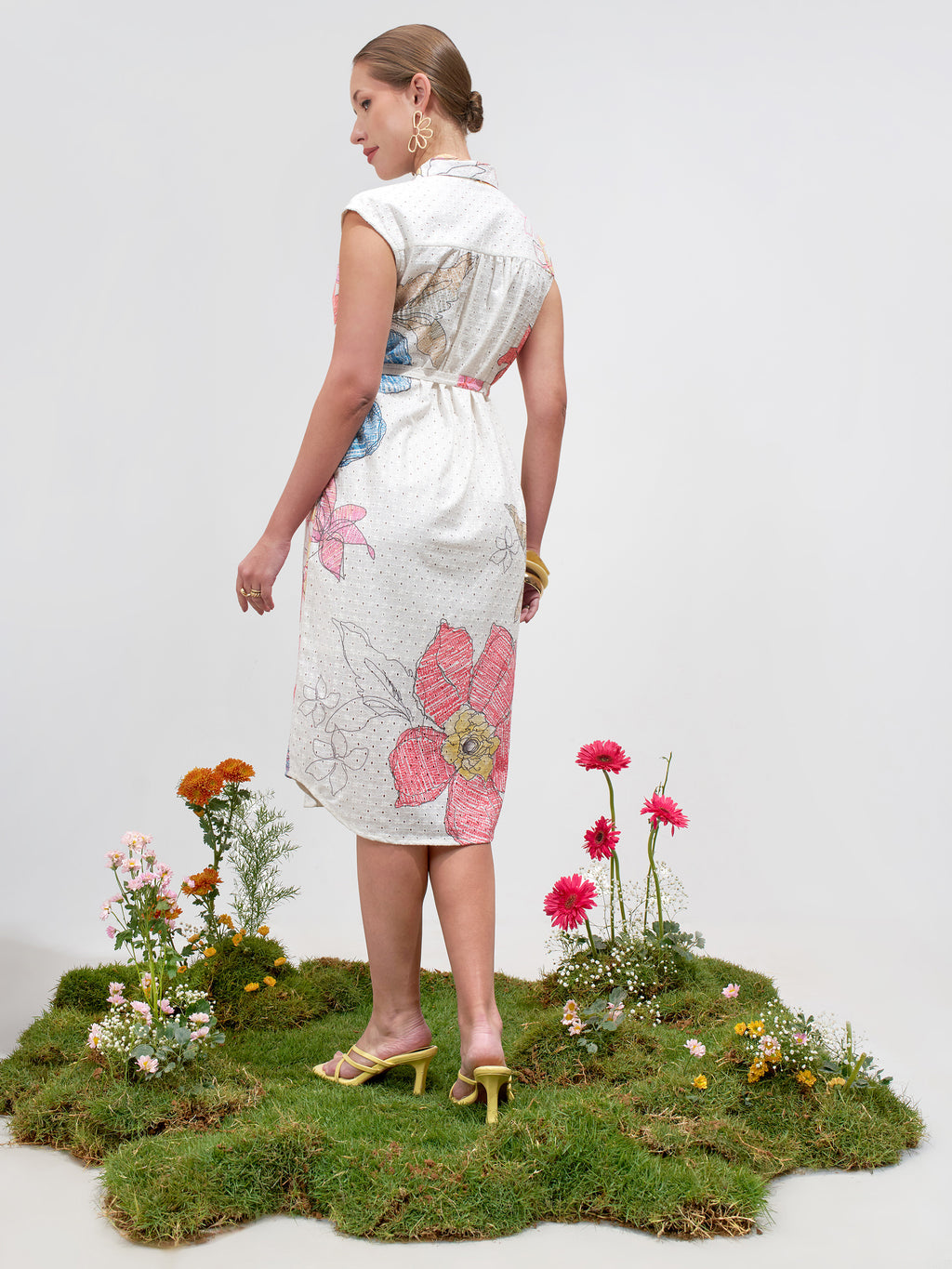 Vara By Vishudh Women Off White Printed ShirtDress - Off White - Image 3