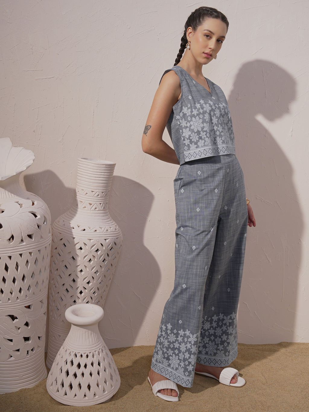Vara By Vishudh Women Blue Top With Trouser - Blue - Image 4