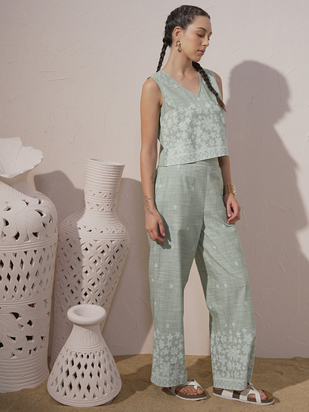 Vara By Vishudh Women Green Top With Trouser - Green - Image 4
