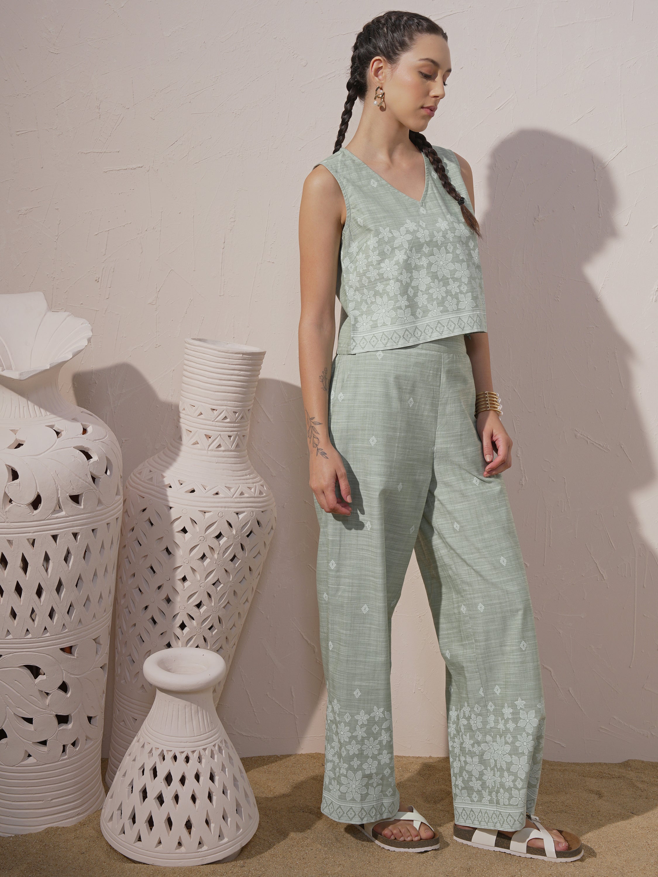 Vara By Vishudh Women Green Top With Trouser - Green - Image 4