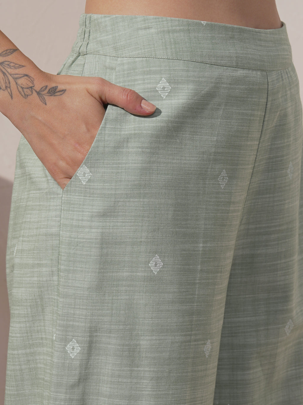 Vara By Vishudh Women Green Top With Trouser - Green - Image 7