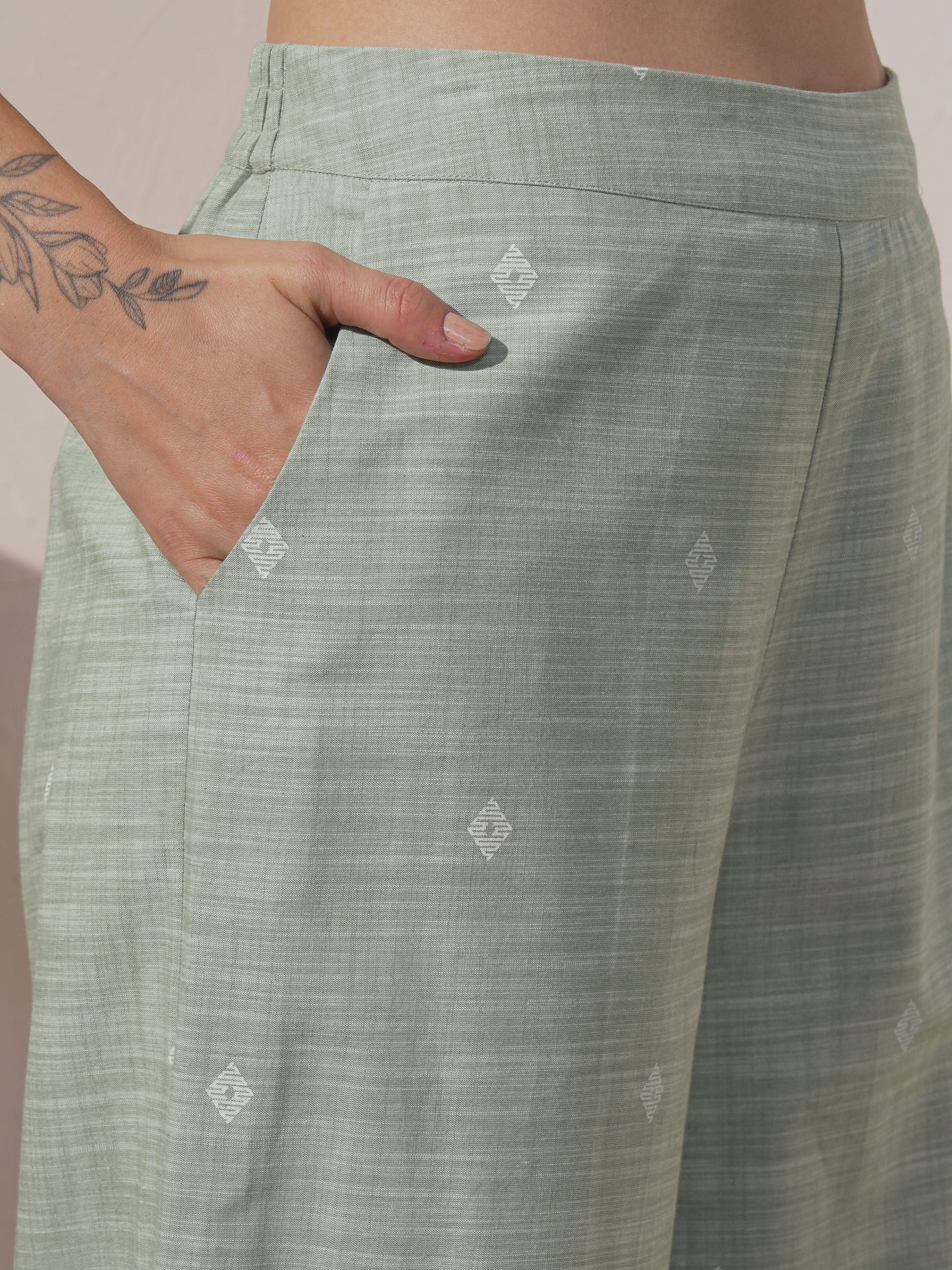 Vara By Vishudh Women Green Top With Trouser - Green - Image 7