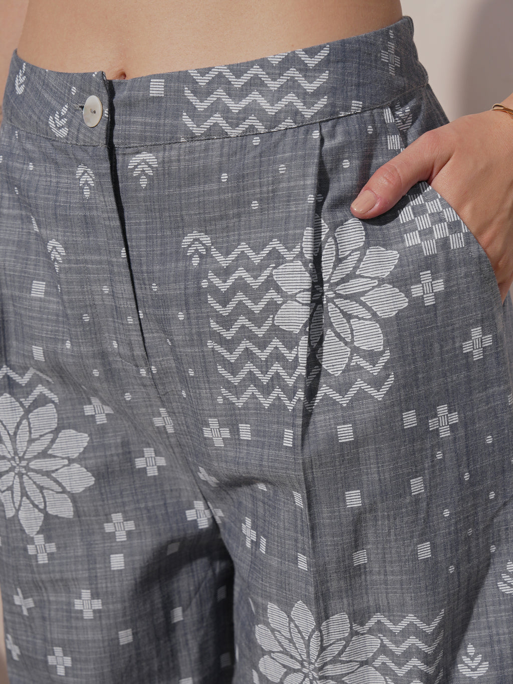 Vara By Vishudh Women Blue Top With Joggers - Blue - Image 7