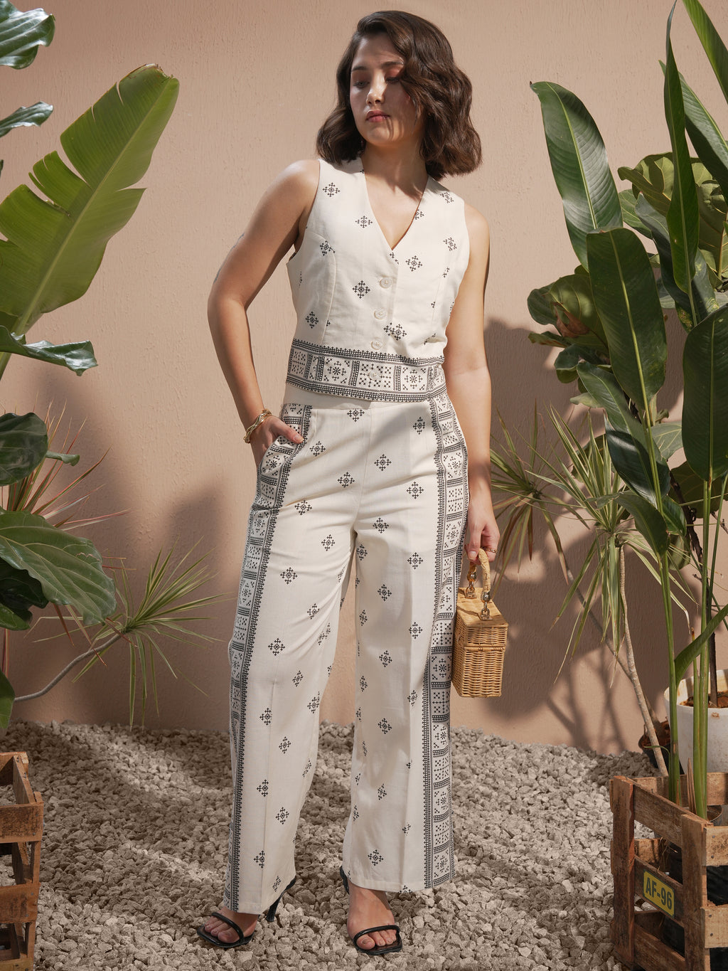 Vara By Vishudh Women Off White Blazer With Palazzos - Off White - Image 1