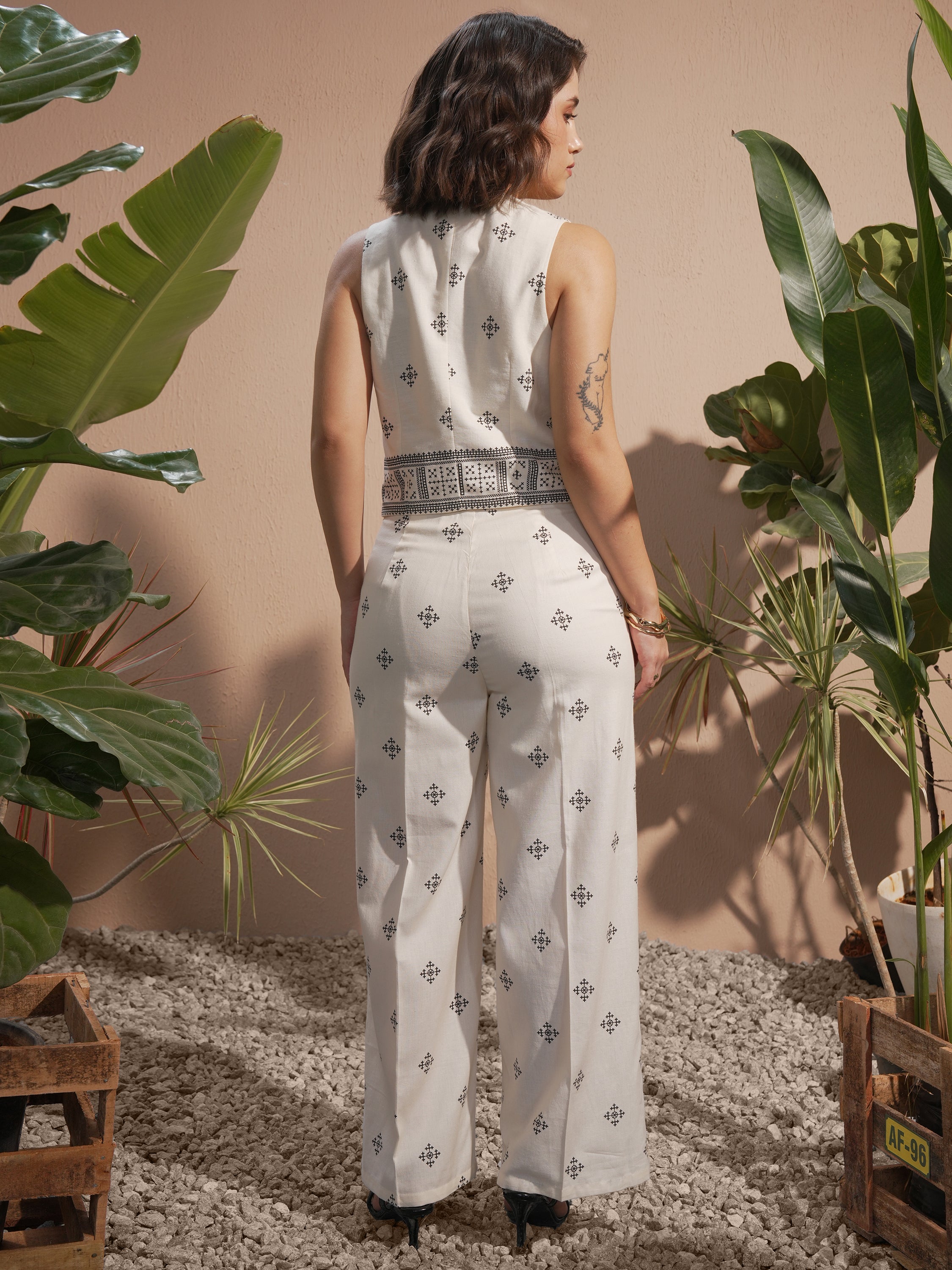 Vara By Vishudh Women Off White Blazer With Palazzos - Off White - Image 3