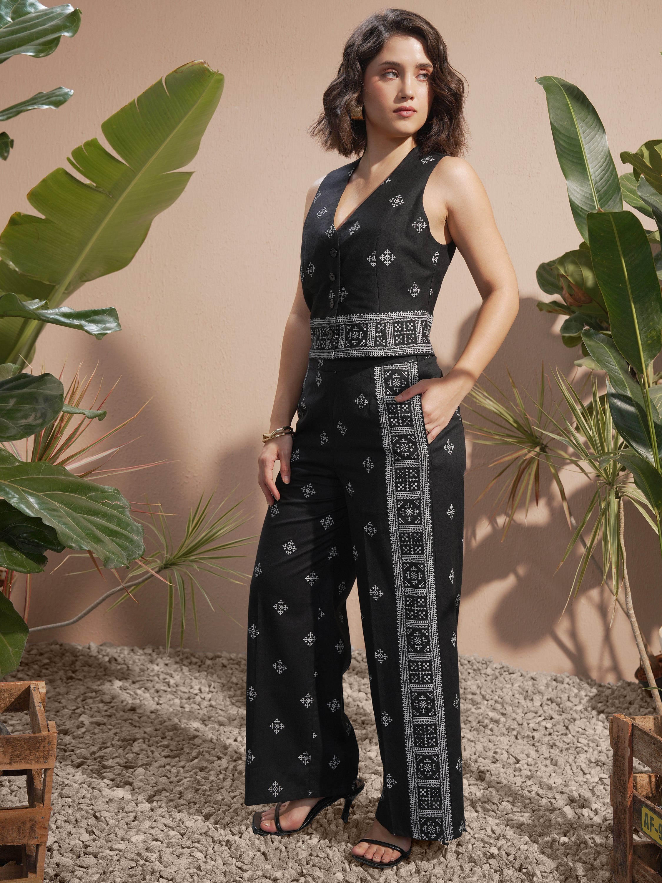 Vara By Vishudh Women Black Blazer With Palazzos - Black - Image 2