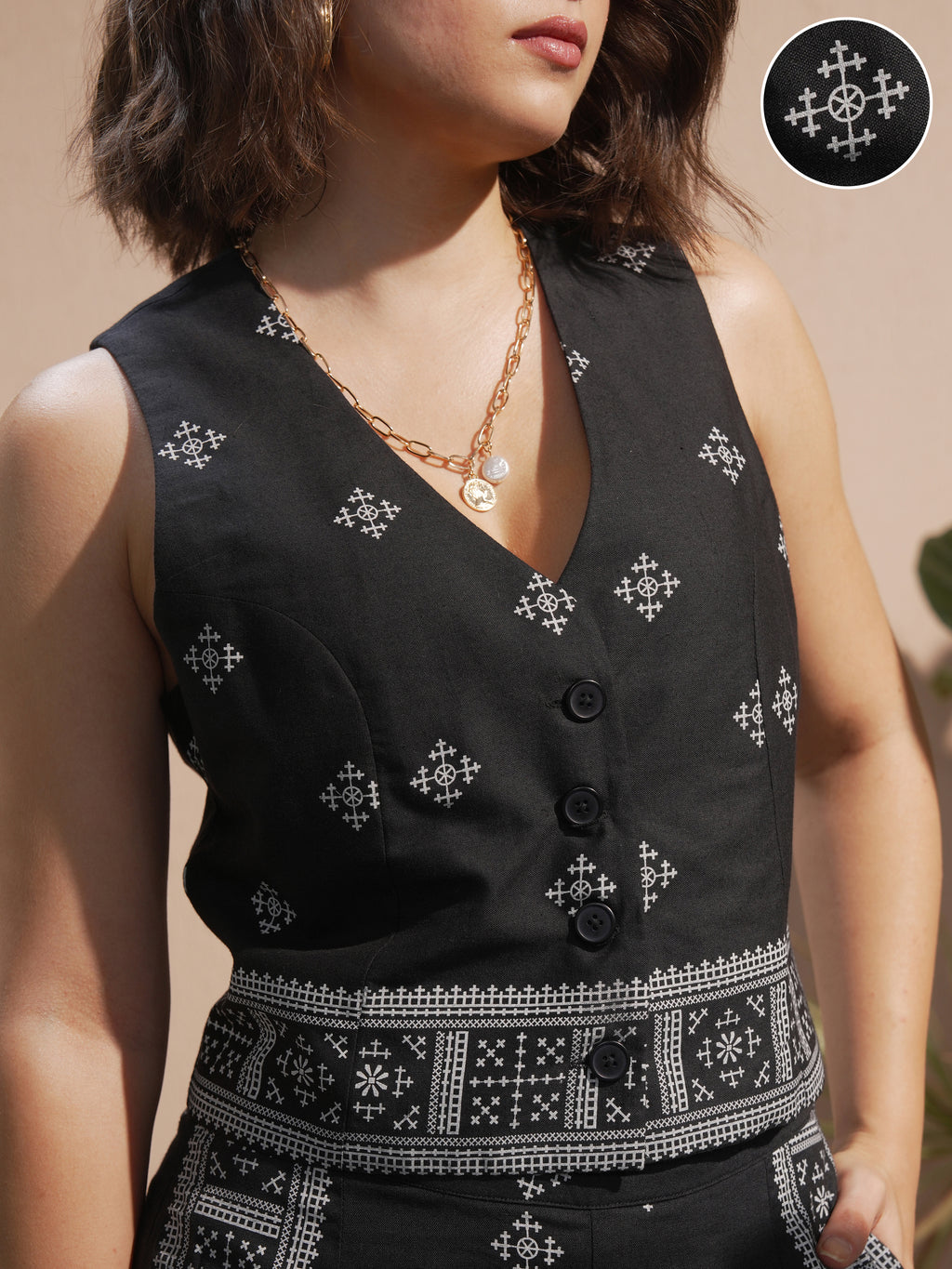 Vara By Vishudh Women Black Blazer With Palazzos - Black - Image 5